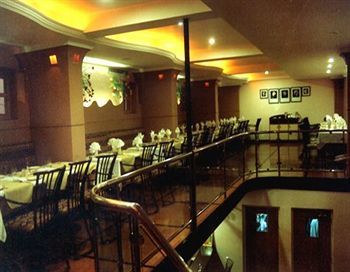 Rukmini Riviera Hotel Hyderabad Bagian luar foto