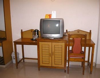 Rukmini Riviera Hotel Hyderabad Bagian luar foto
